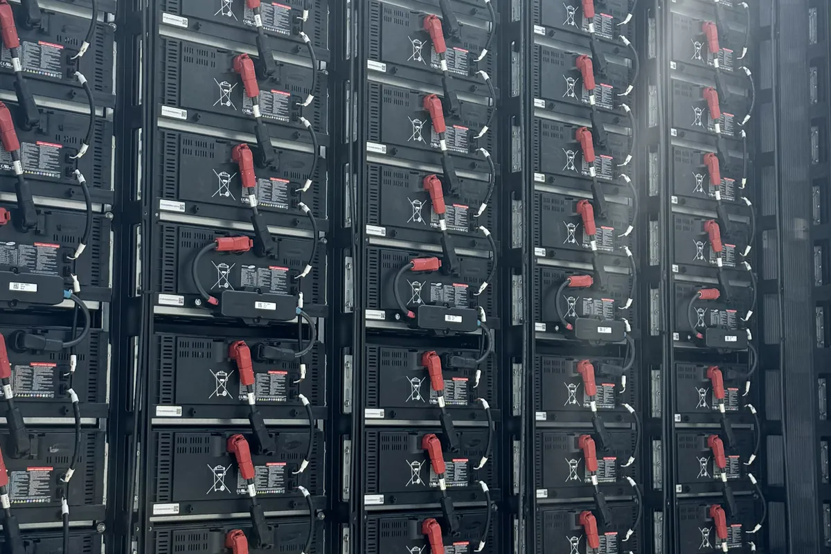 Battery racks and power cabling inside a storage module